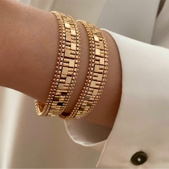 Chunky Bracelet 18k Gold Plated Luxury Jewelry - Picture 3 of 9